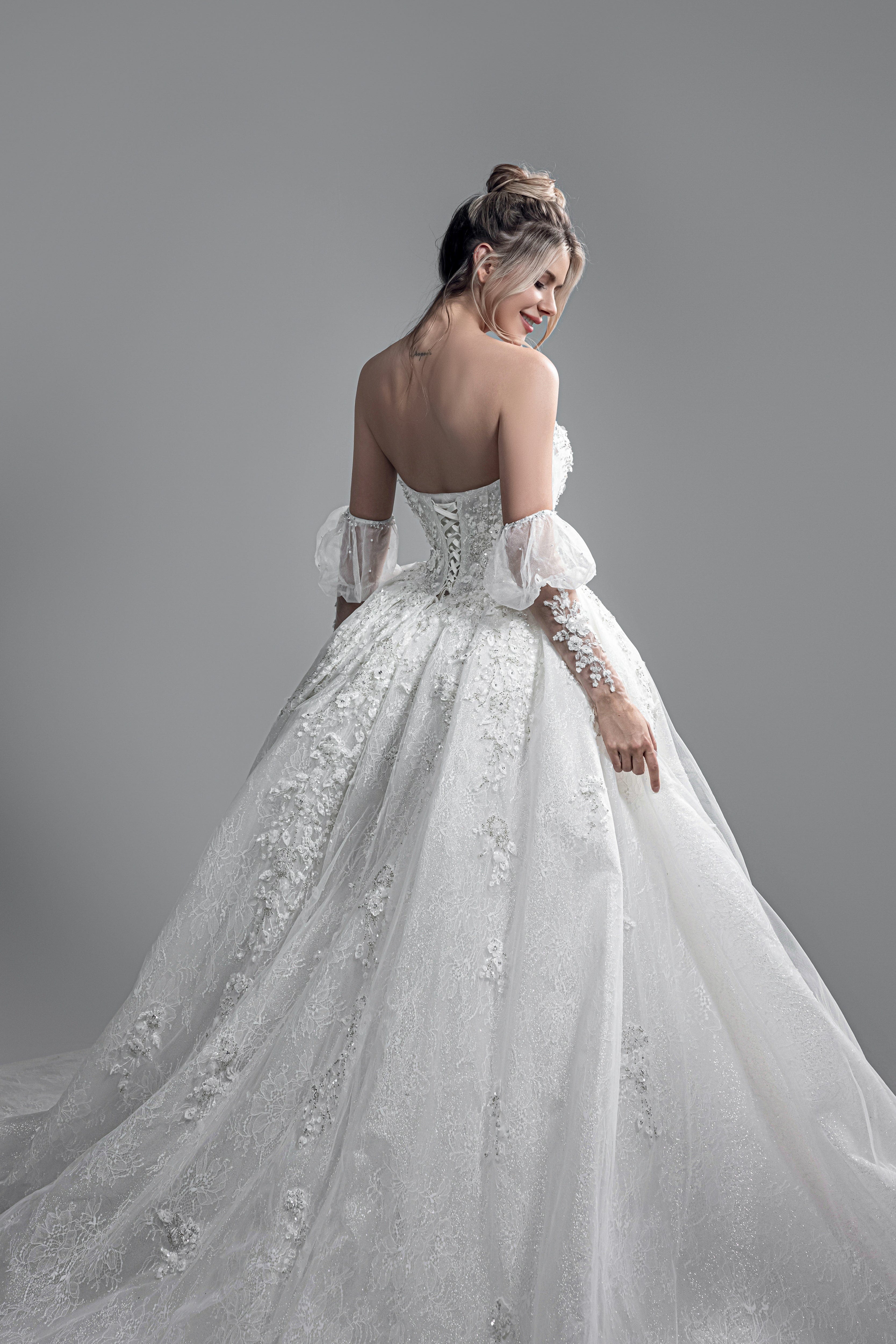 Magnolia Couture Wedding Dress Magnolia Couture: Nemesia