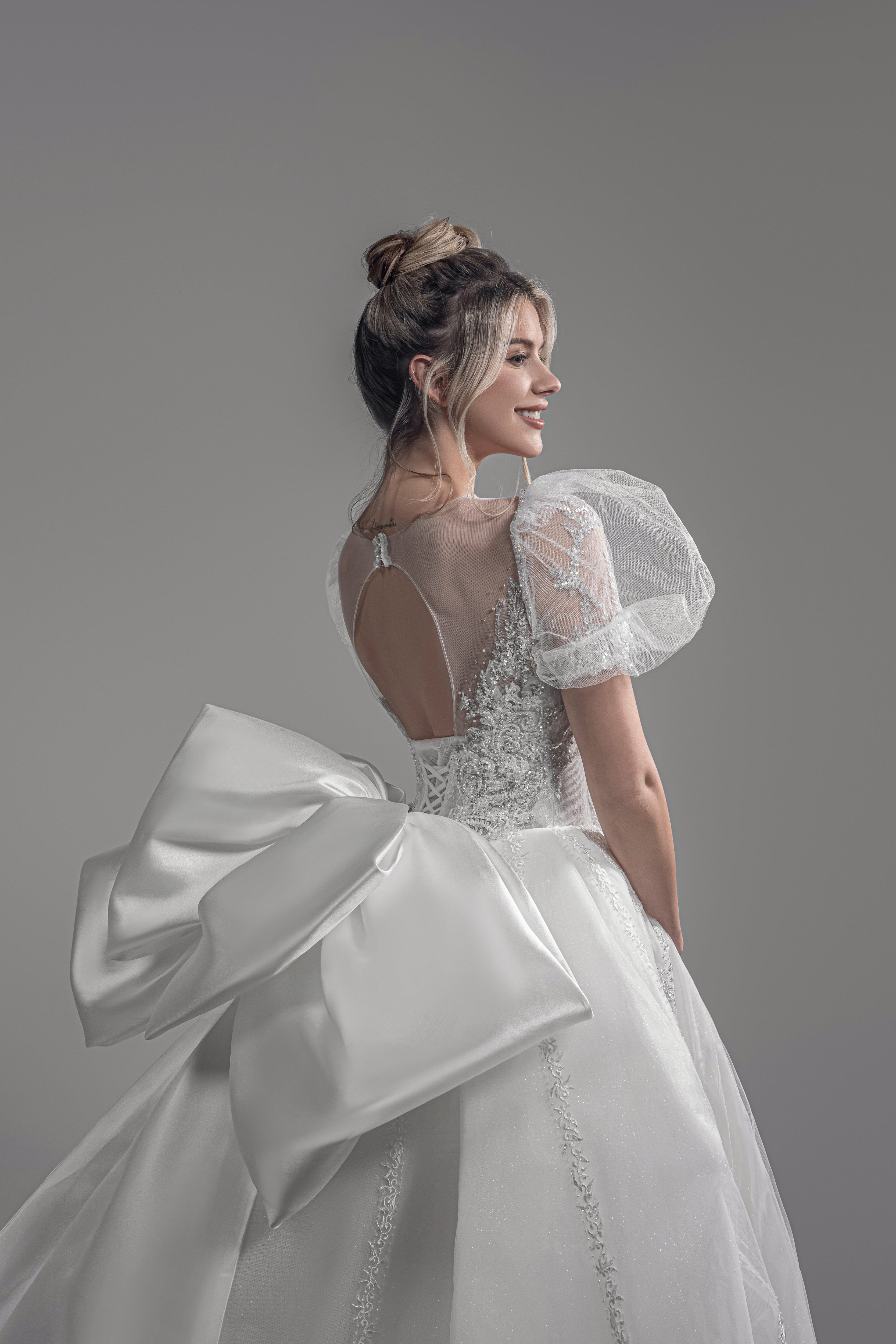 Magnolia Couture Wedding Dress Magnolia Couture: Nymphea