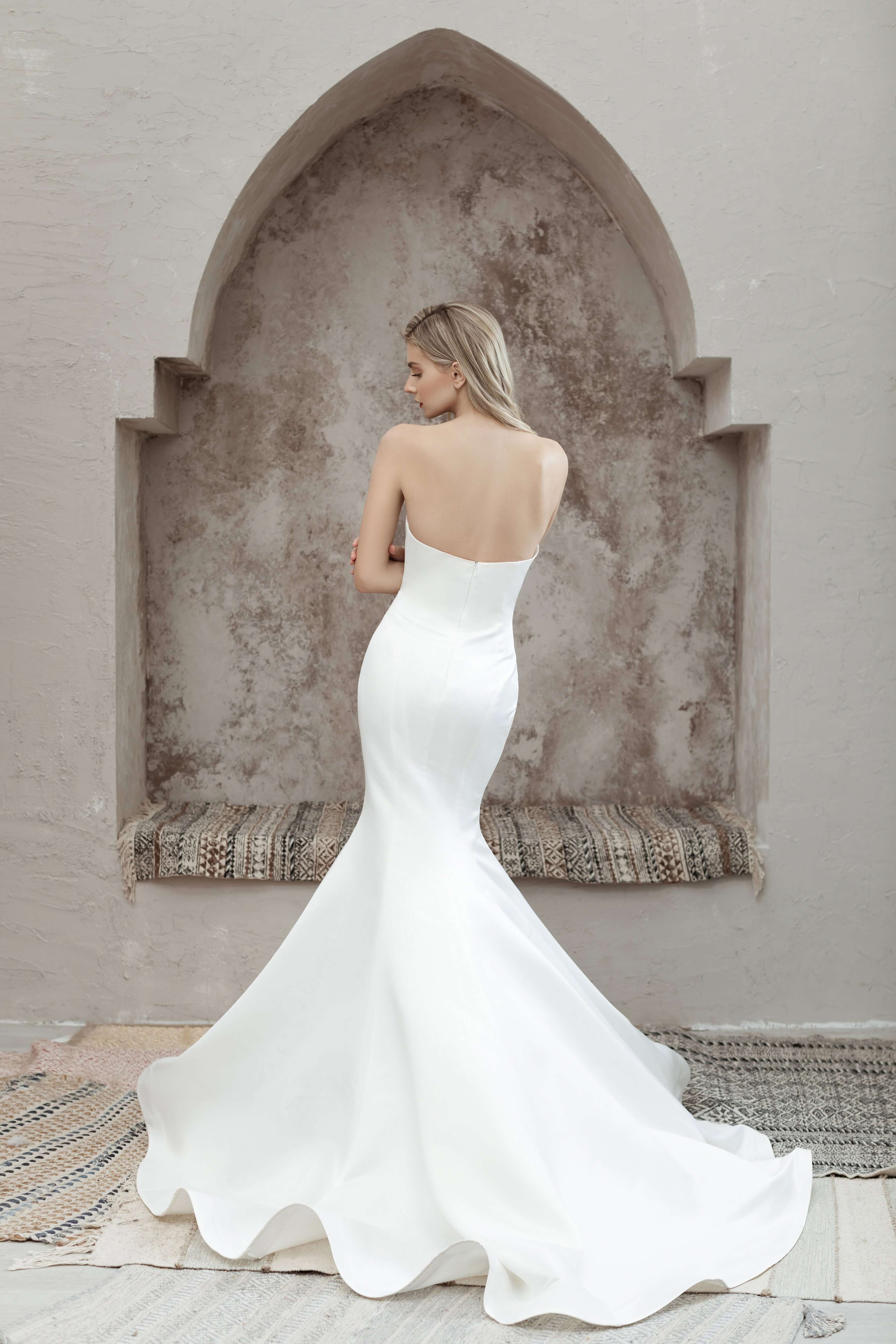 Magnolia Wedding Dress Magnolia White: Allium