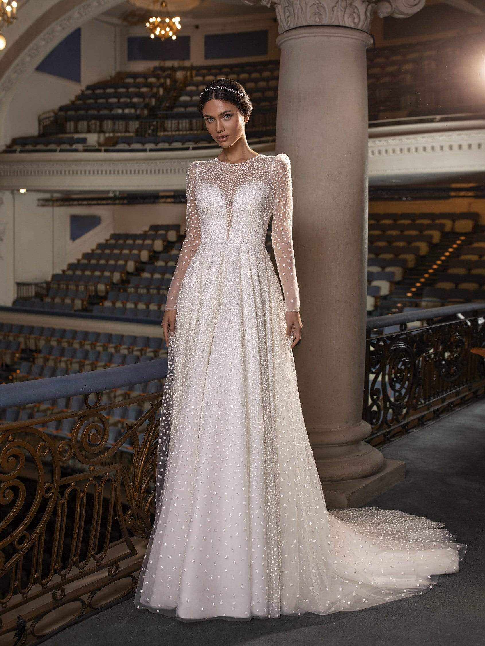 Pronovias Privee Accessories 0 / SILVER Pronovias Privee: Antigone Tiara