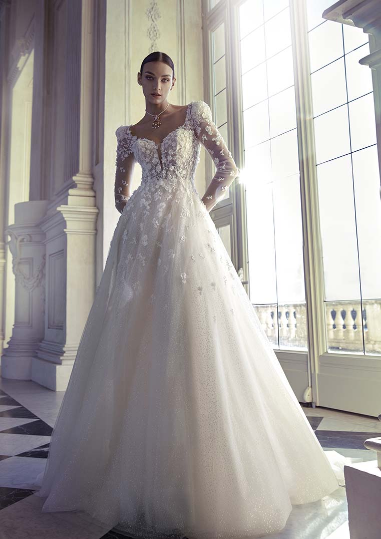 Pronovias Privee Wedding Dress Pronovias Privee: Brea
