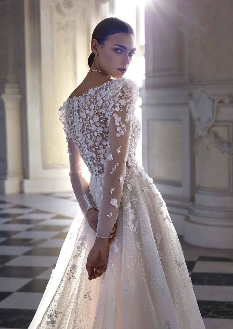 Pronovias Privee Wedding Dress Pronovias Privee: Brea