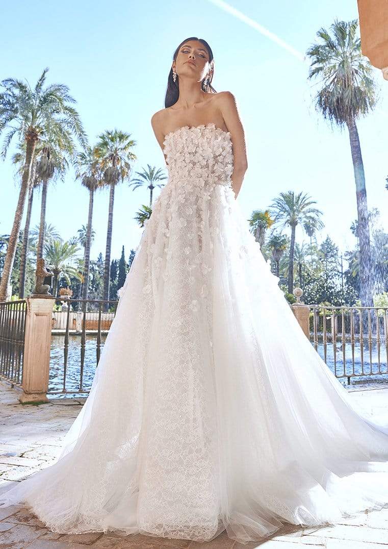 Pronovias Privee Wedding Dress Pronovias Privee: Hossoun
