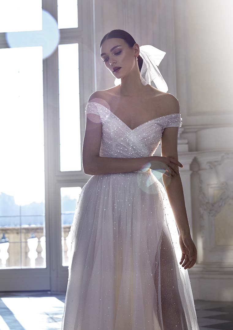 Pronovias Privee Wedding Dress Pronovias Privee: Ida