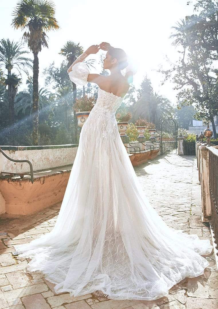 Pronovias Privee Wedding Dress Pronovias Privee: Mogra