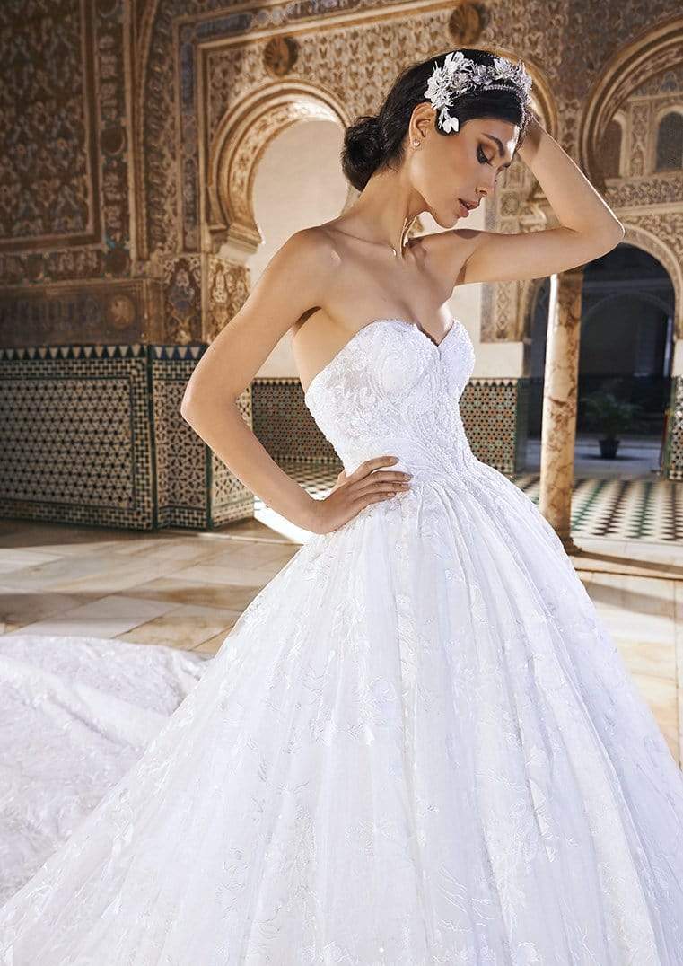 Pronovias Privee Wedding Dress Pronovias Privee: Natrun