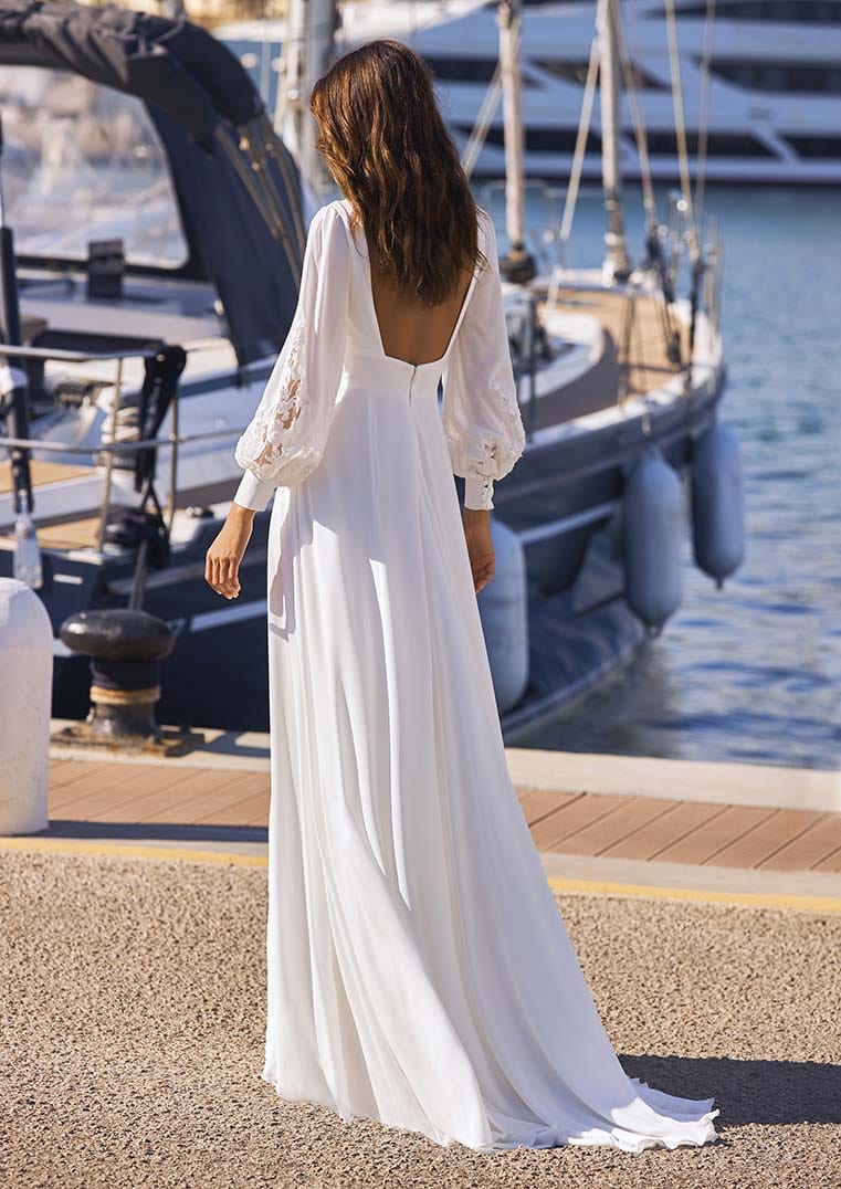 Pronovias Wedding Dress Pronovias: Amy