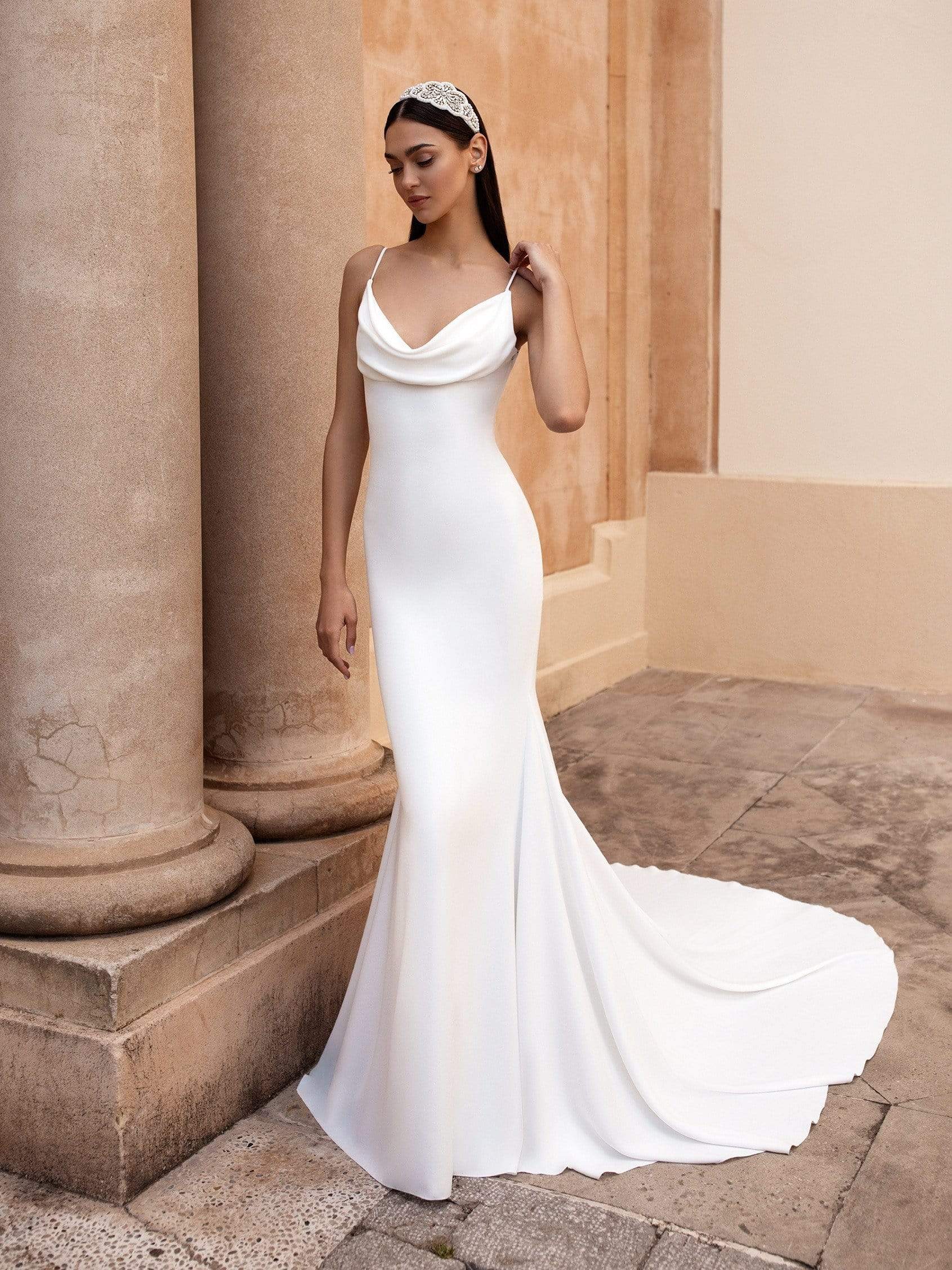 Syrinx Wedding Dress - Wedding Atelier NYC Pronovias - New York City Bridal  Boutique