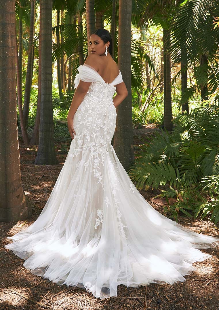 Pronovias Wedding Dress Pronovias: Baikal