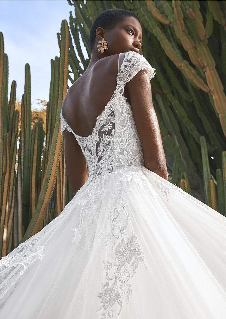 Pronovias Wedding Dress Pronovias: Bromo
