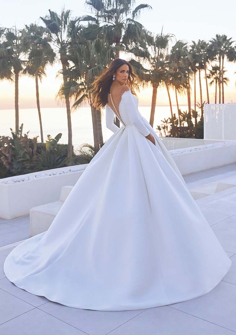 Pronovias Wedding Dress Pronovias: Calypso