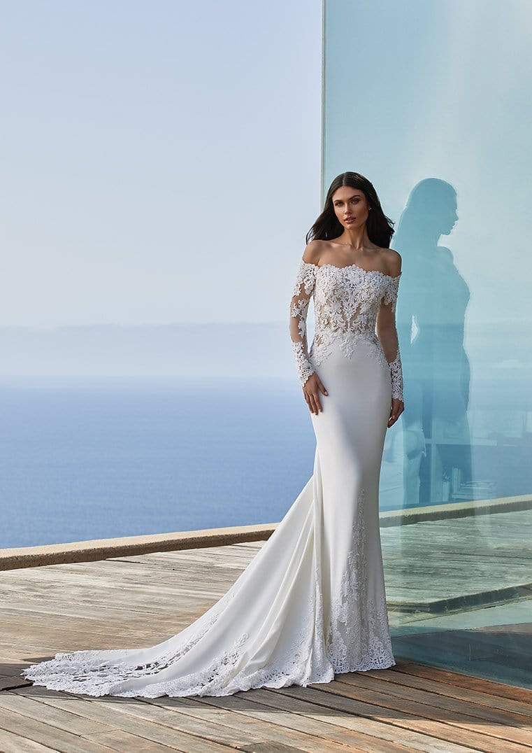 Pronovias Wedding Dress Pronovias: Della