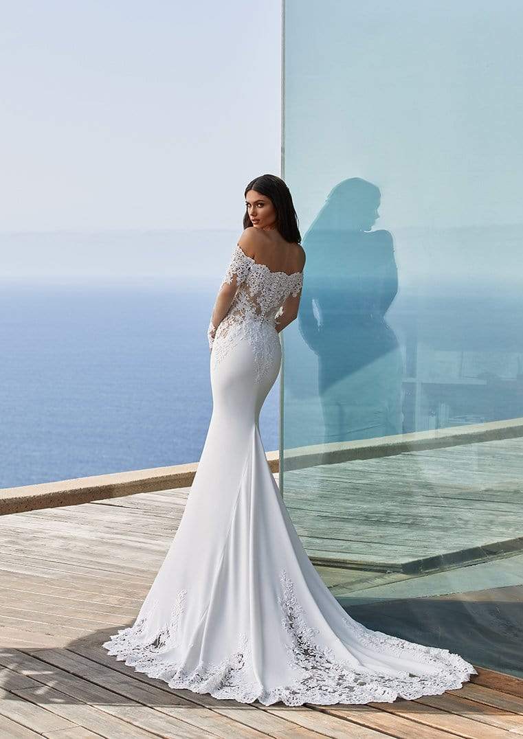 Pronovias Wedding Dress Pronovias: Della