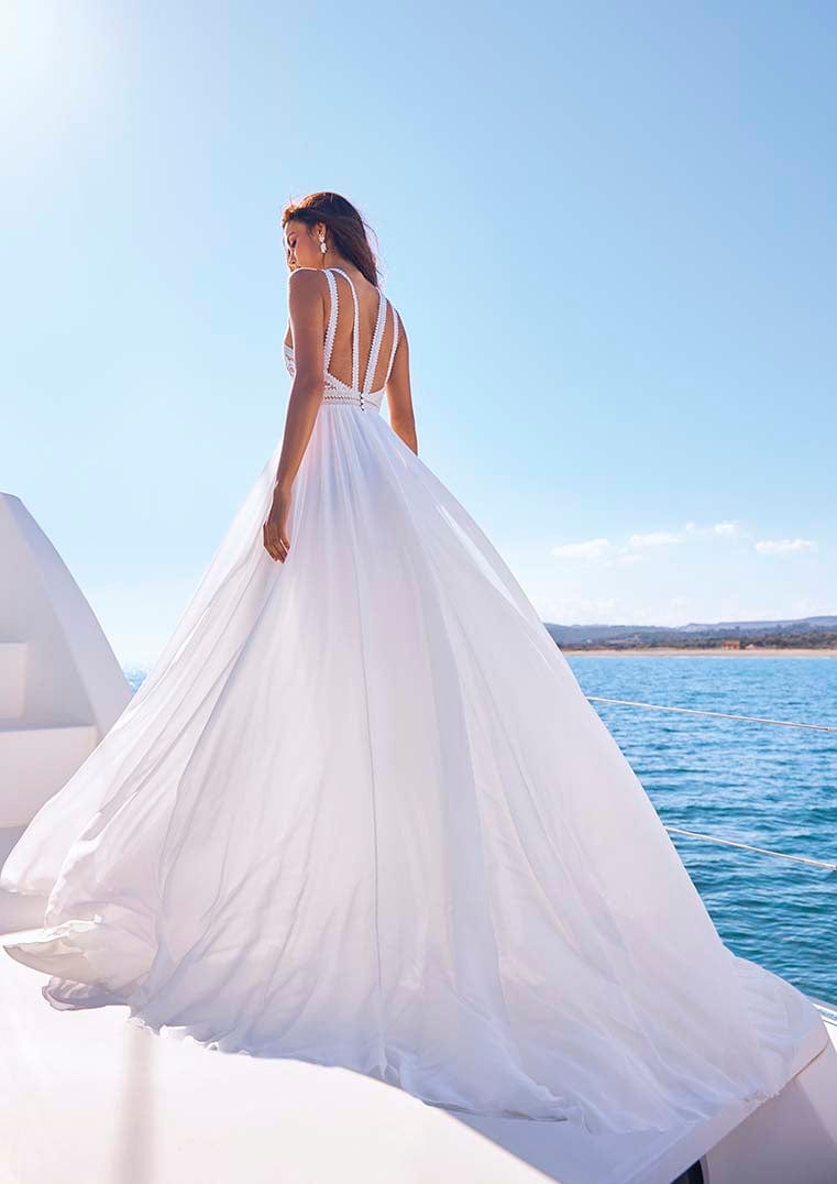 Pronovias Wedding Dress Pronovias: Frida
