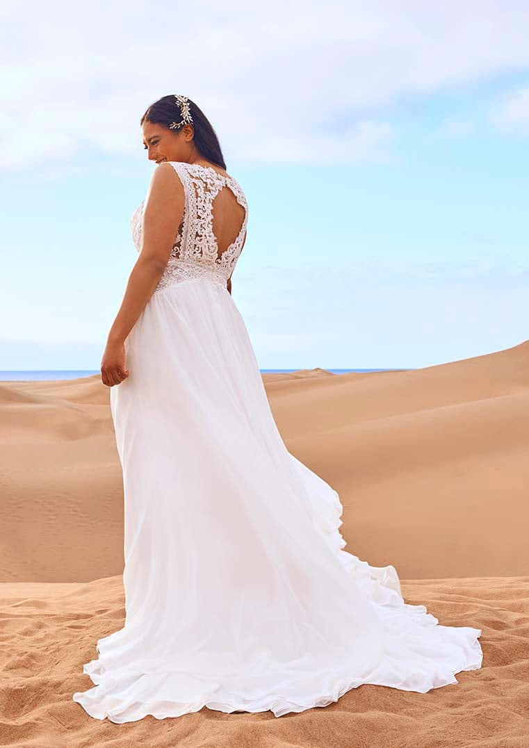 Pronovias Wedding Dress Pronovias: Halong