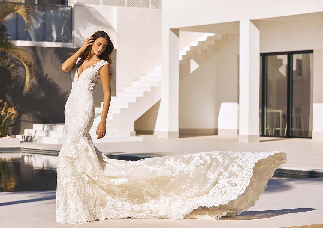 Pronovias Wedding Dress Pronovias: Lyra