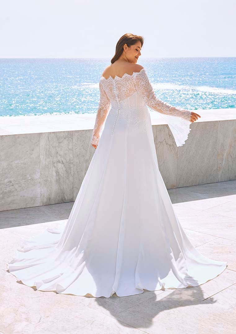 Pronovias Wedding Dress Pronovias: Madison