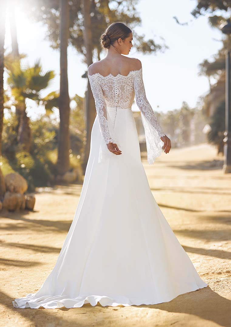 Pronovias Wedding Dress Pronovias: Madison