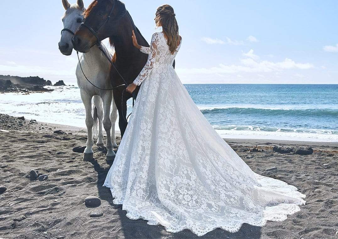 Pronovias Wedding Dress Pronovias: Mingsha