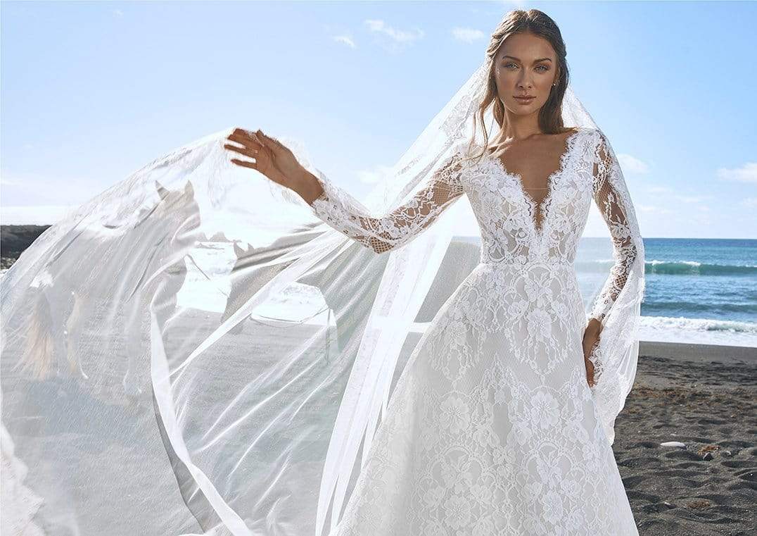 Pronovias Wedding Dress Pronovias: Mingsha