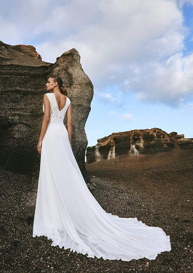 Pronovias Wedding Dress Pronovias: Murdo