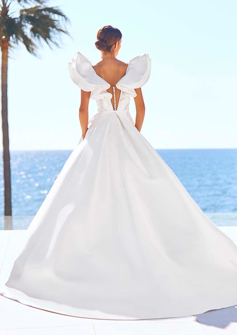 Pronovias Wedding Dress Pronovias: Myrtus