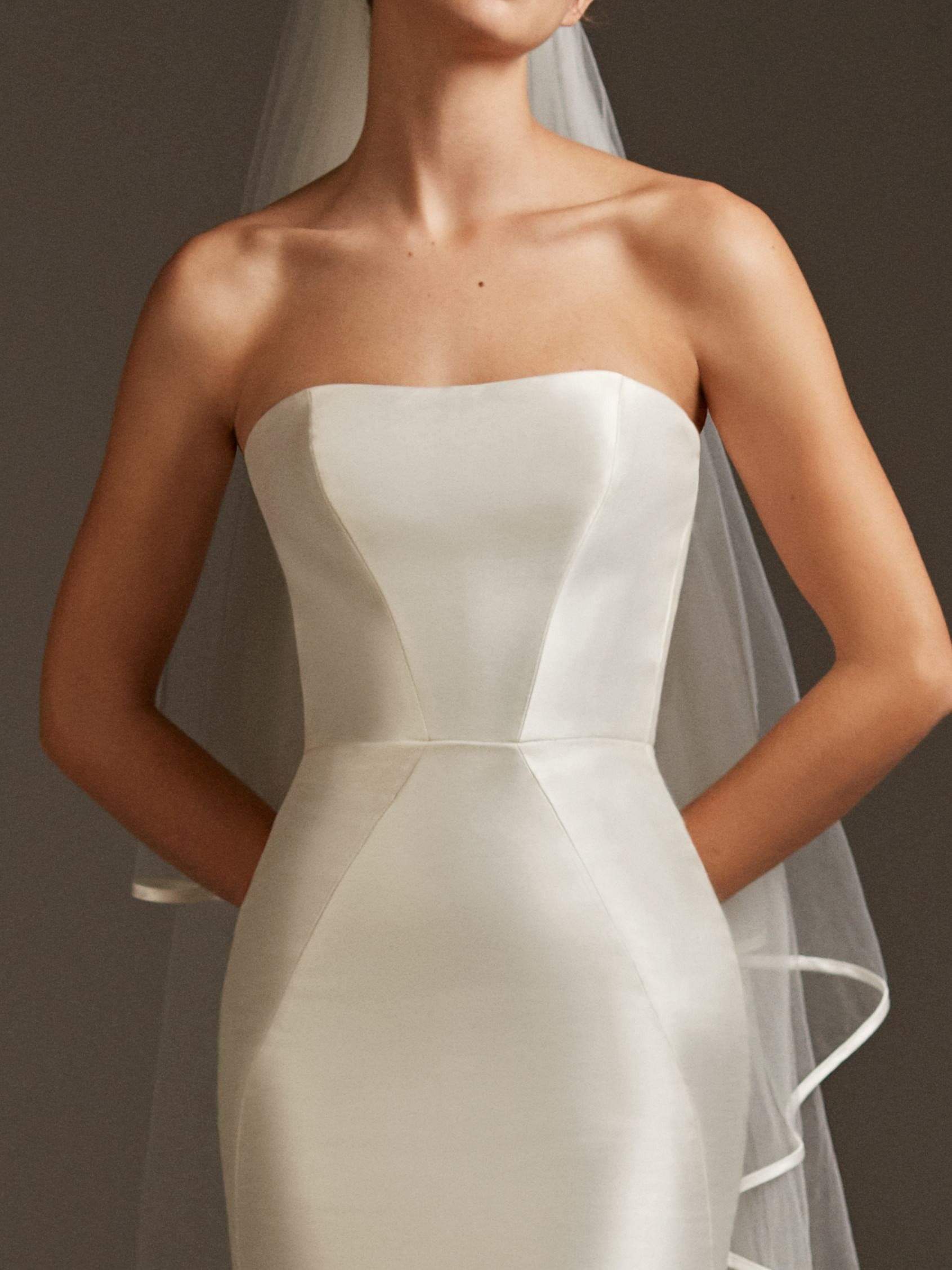 Pronovias Wedding Dress Pronovias: Oberon