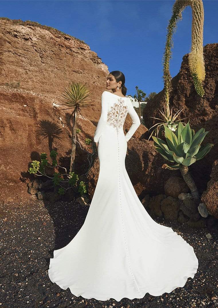 Pronovias Wedding Dress Pronovias: Plitvice