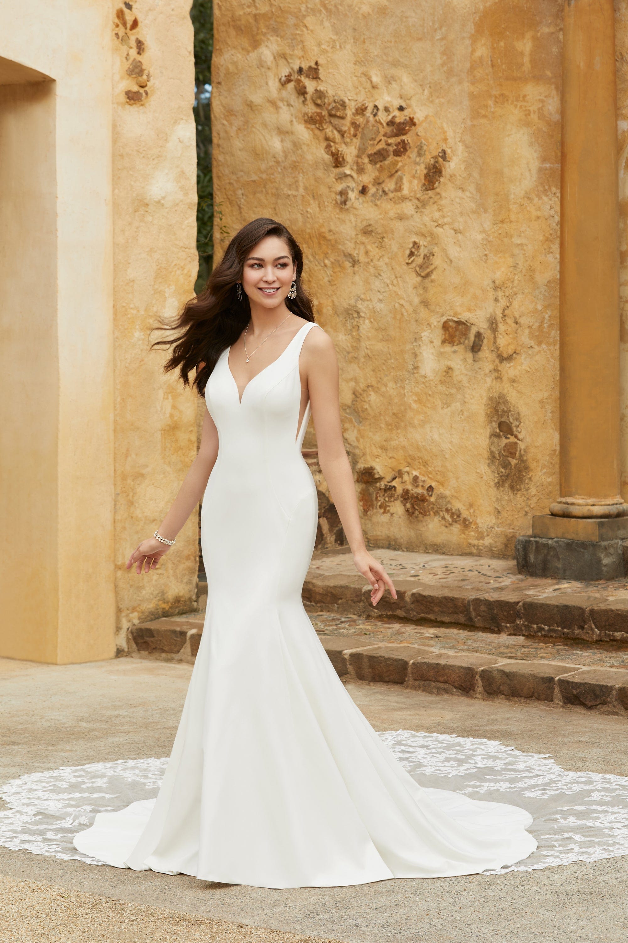 Sophia Tolli Accessories One / Ivory Sophia Tolli: Y12234Train