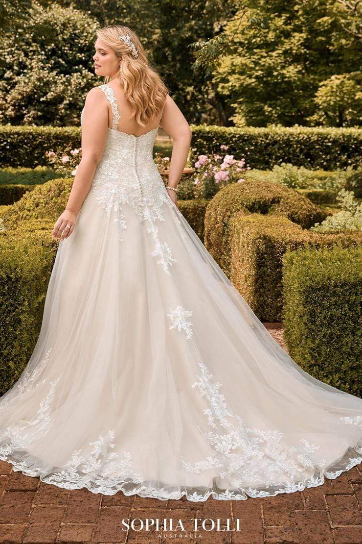 Sophia Tolli Wedding Dress Sophia Tolli: Y22047 - Montana