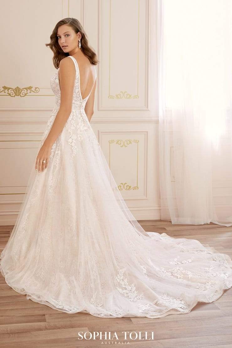 Sophia Tolli Wedding Dress Sophia Tolli: Y22066 - Annika