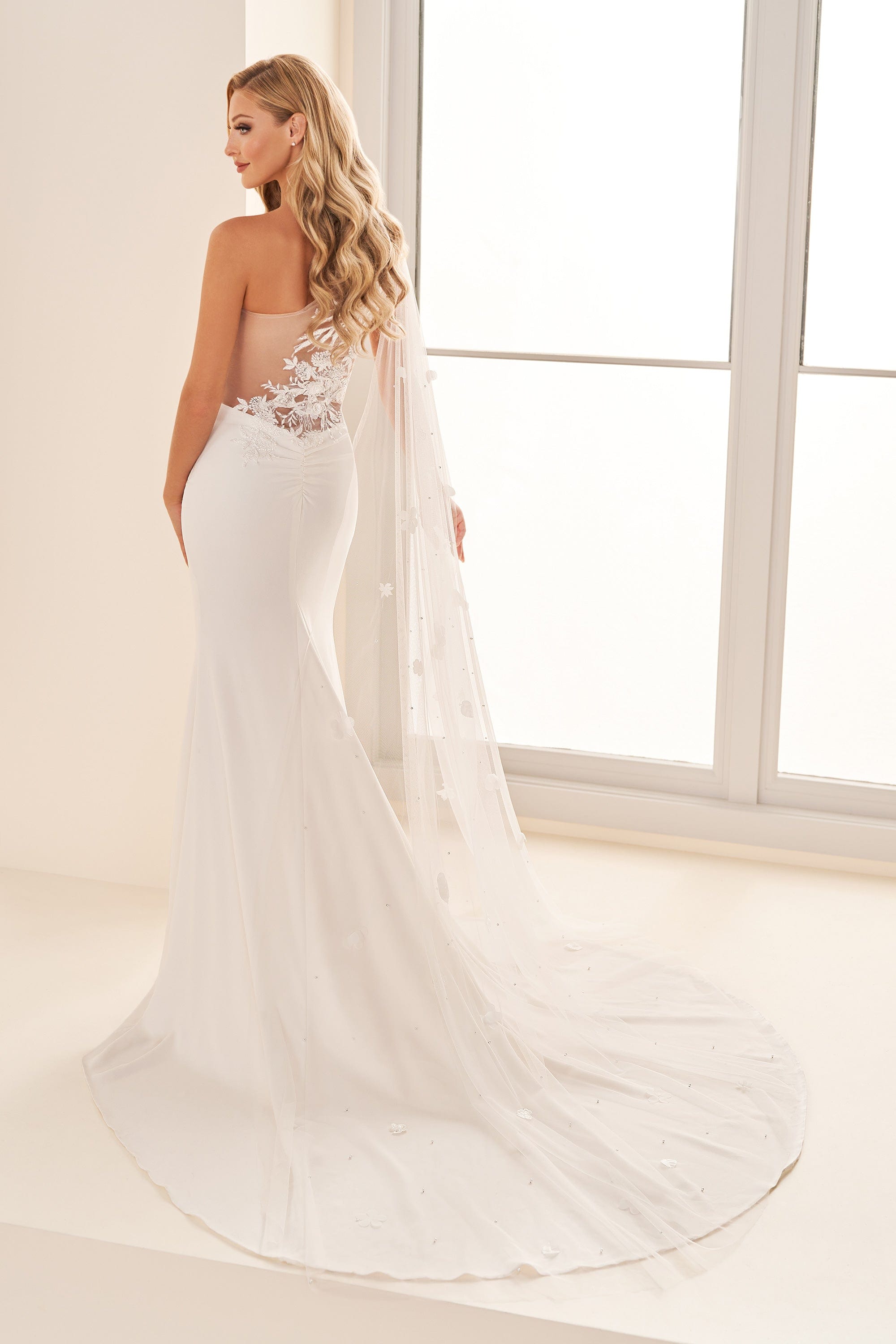 Enchanting Wedding Dress Enchanting: E2527