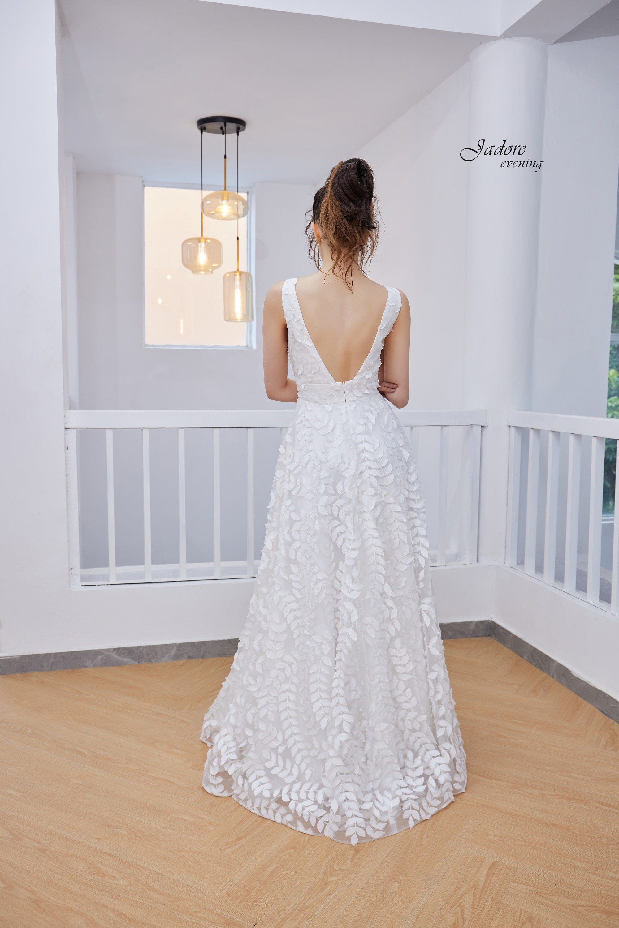 Einat pronovias clearance