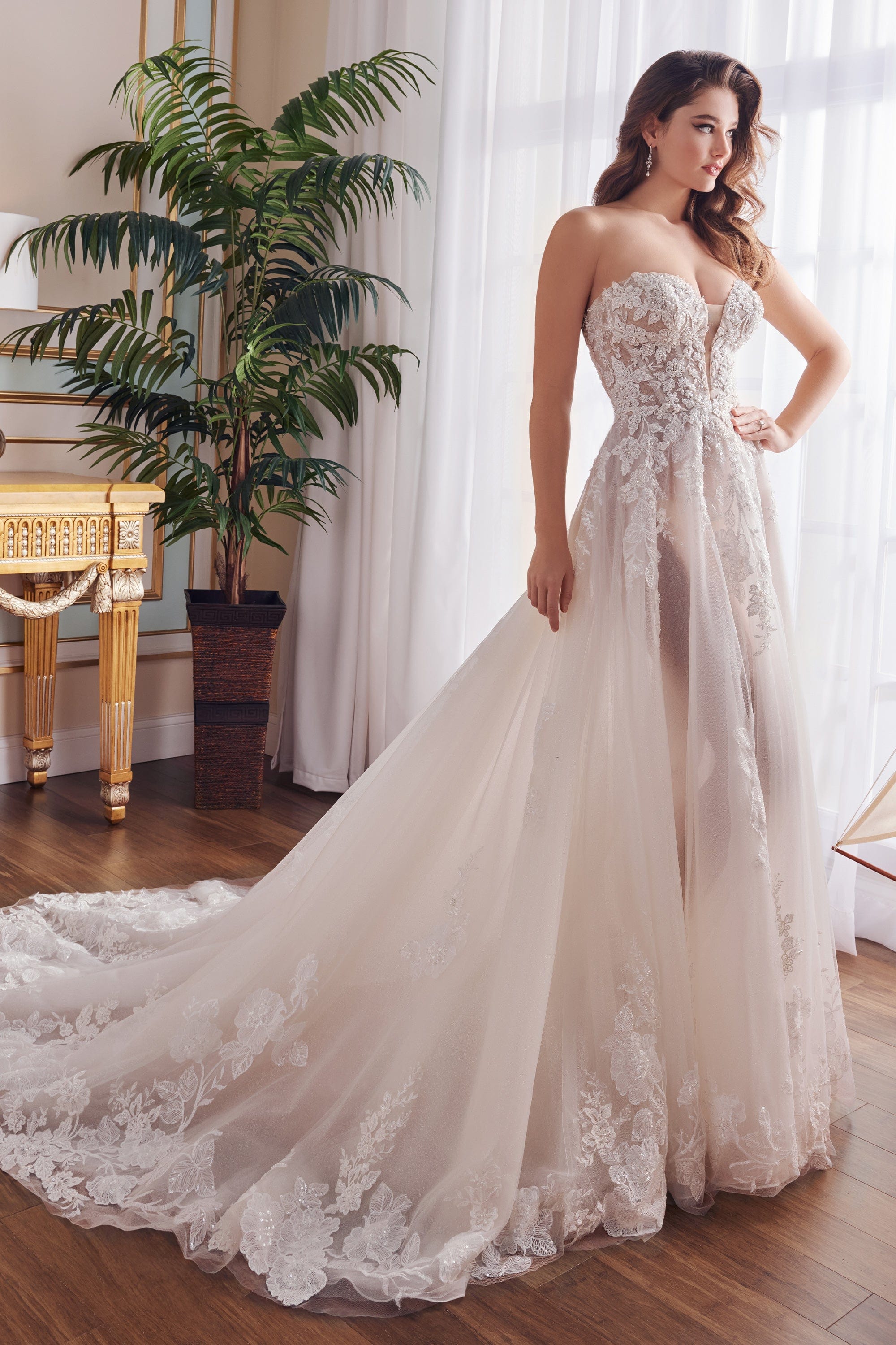 Martin Thornburg Wedding Dress 0 / Ivory/Sand Martin Thornburg: MT5111 - Mandolin