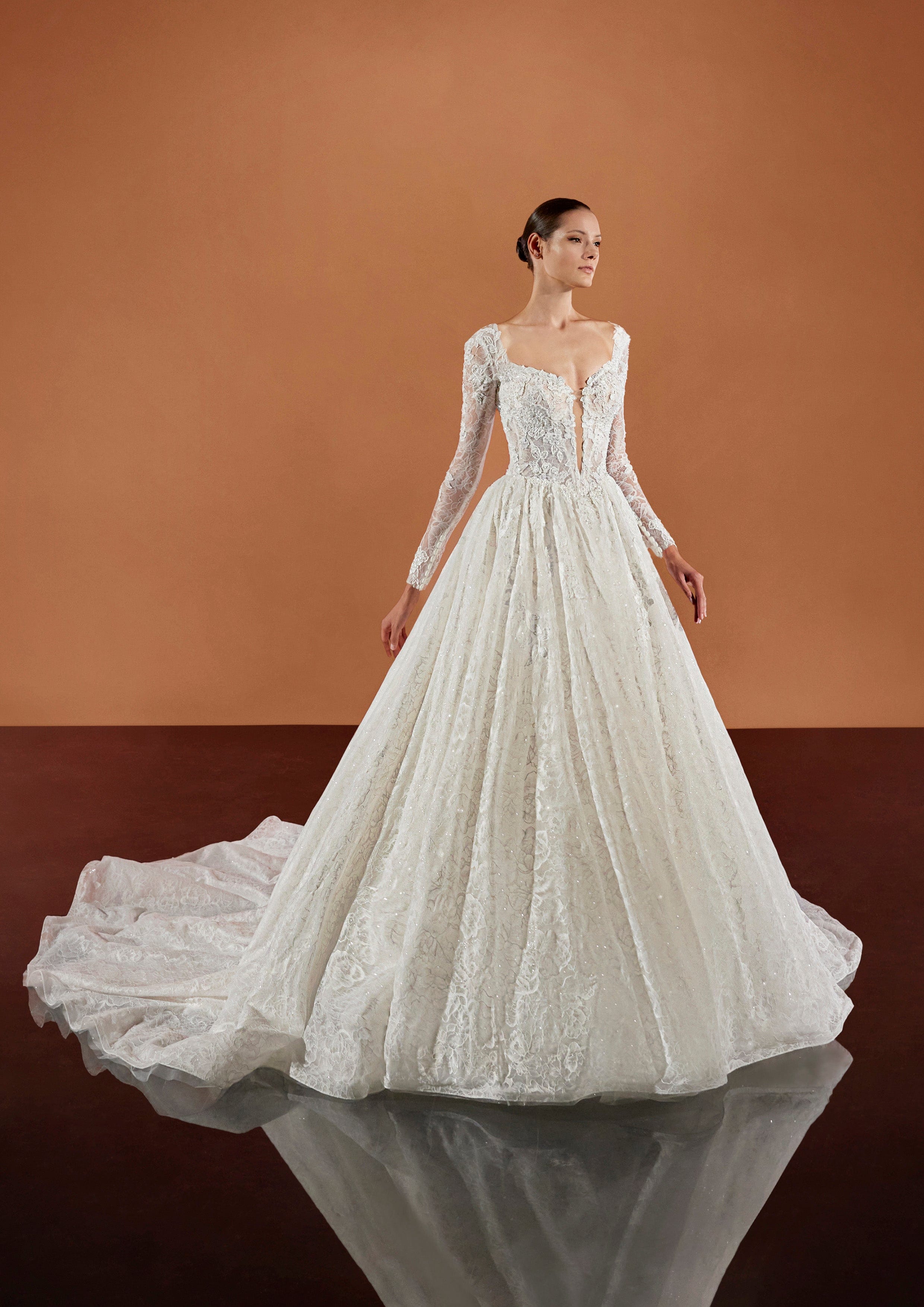 Pronovias Privee: Anvi Pronovias Privee: Anvi