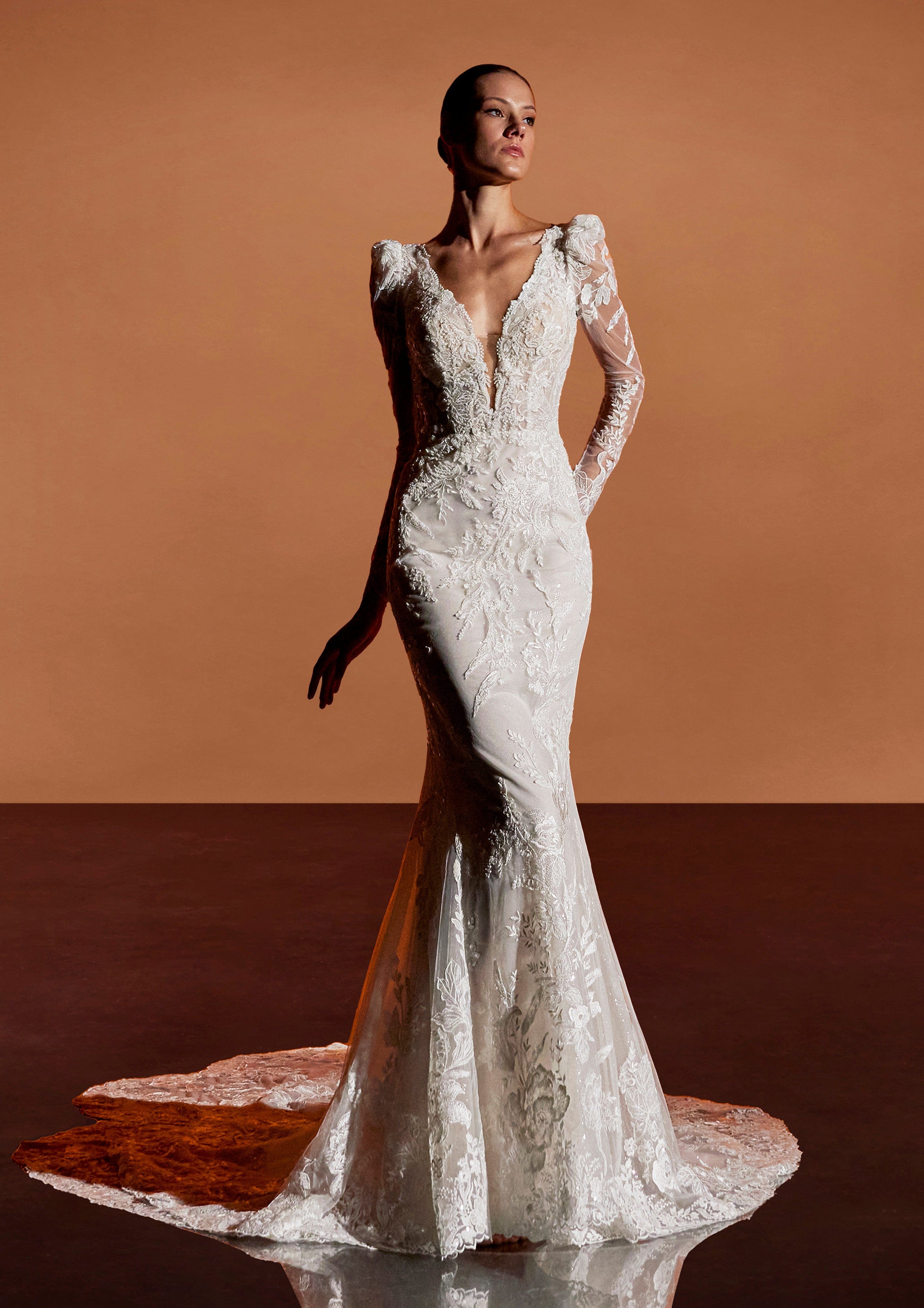 Pronovias Privee: Vipa Pronovias Privee: Vipa