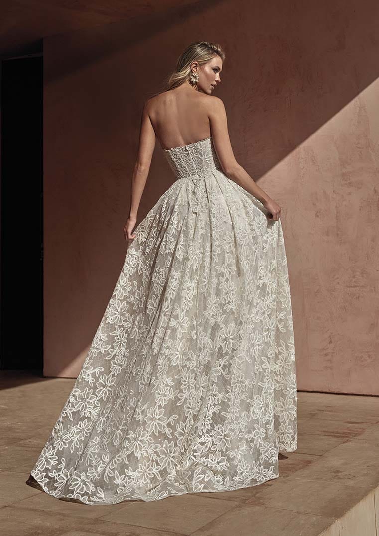 Pronovias: Dhabia