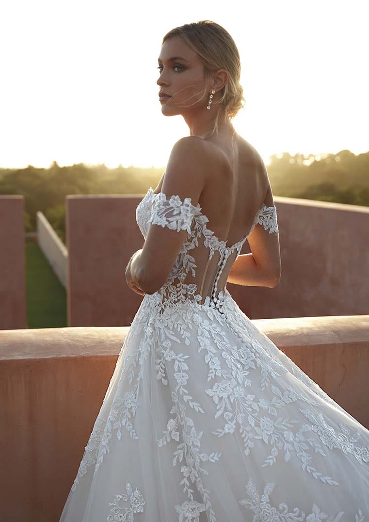 Pronovias: Elysees Pronovias: Elysees