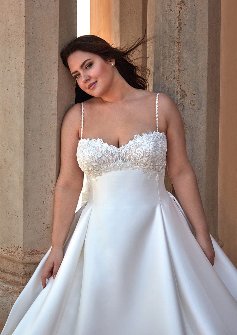 Pronovias Wedding Dress Pronovias: Gallya