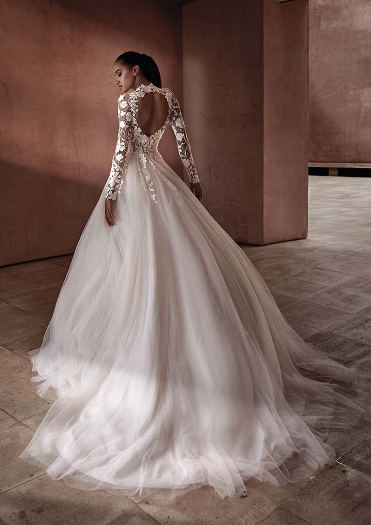 Pronovias Wedding Dress Pronovias: Hamptons