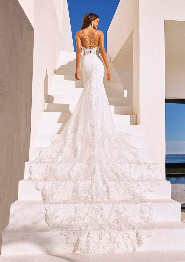 Pronovias Wedding Dress 8 / Off White/Nude Pronovias: Izara (Clearance)