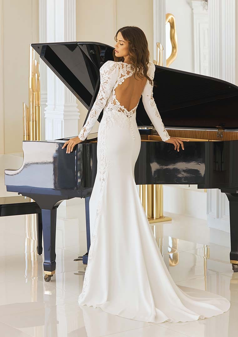 Pronovias Wedding Dress Pronovias: Kaya