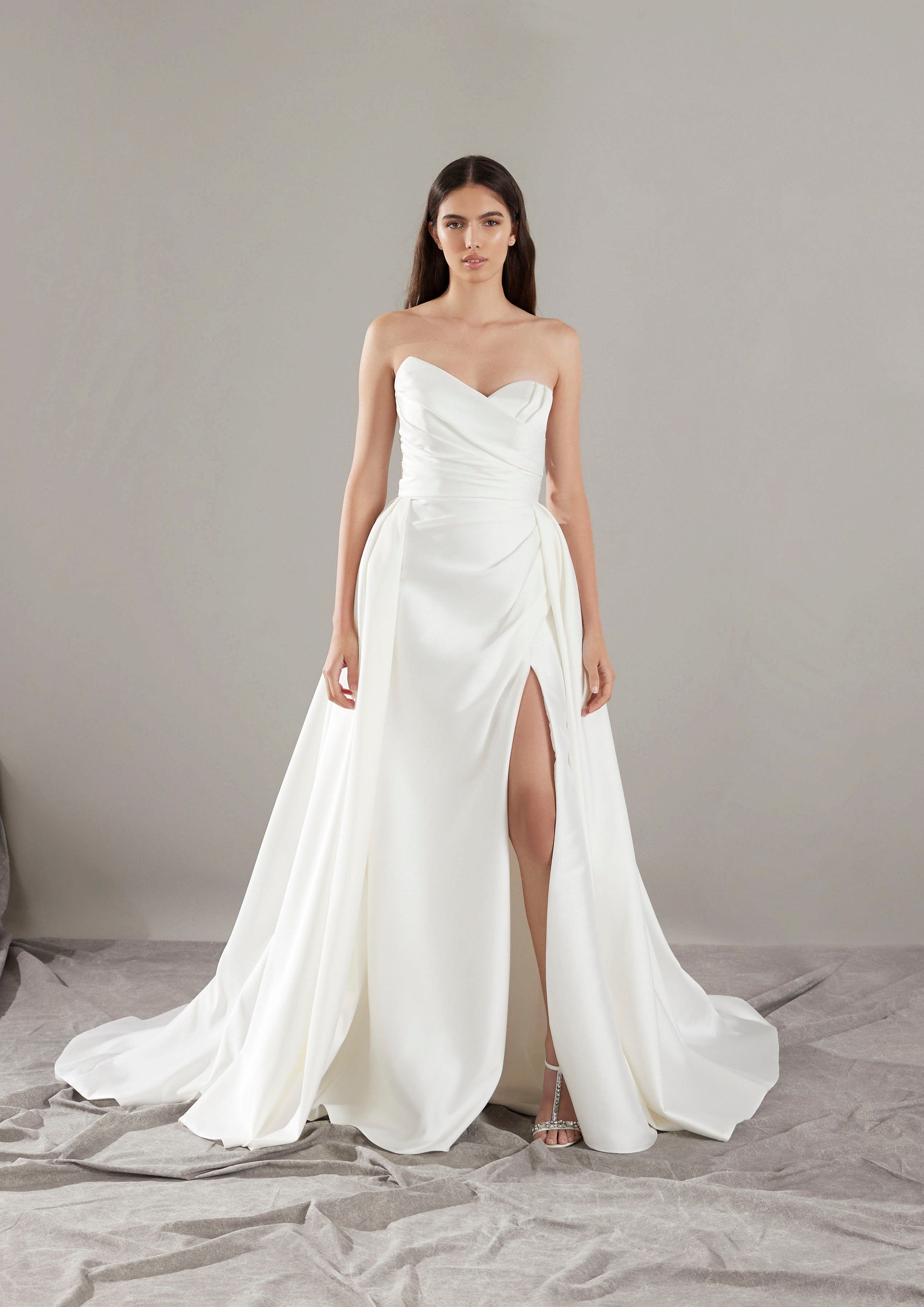 Pronovias Wedding Dress 0 / Off White Pronovias: Onary