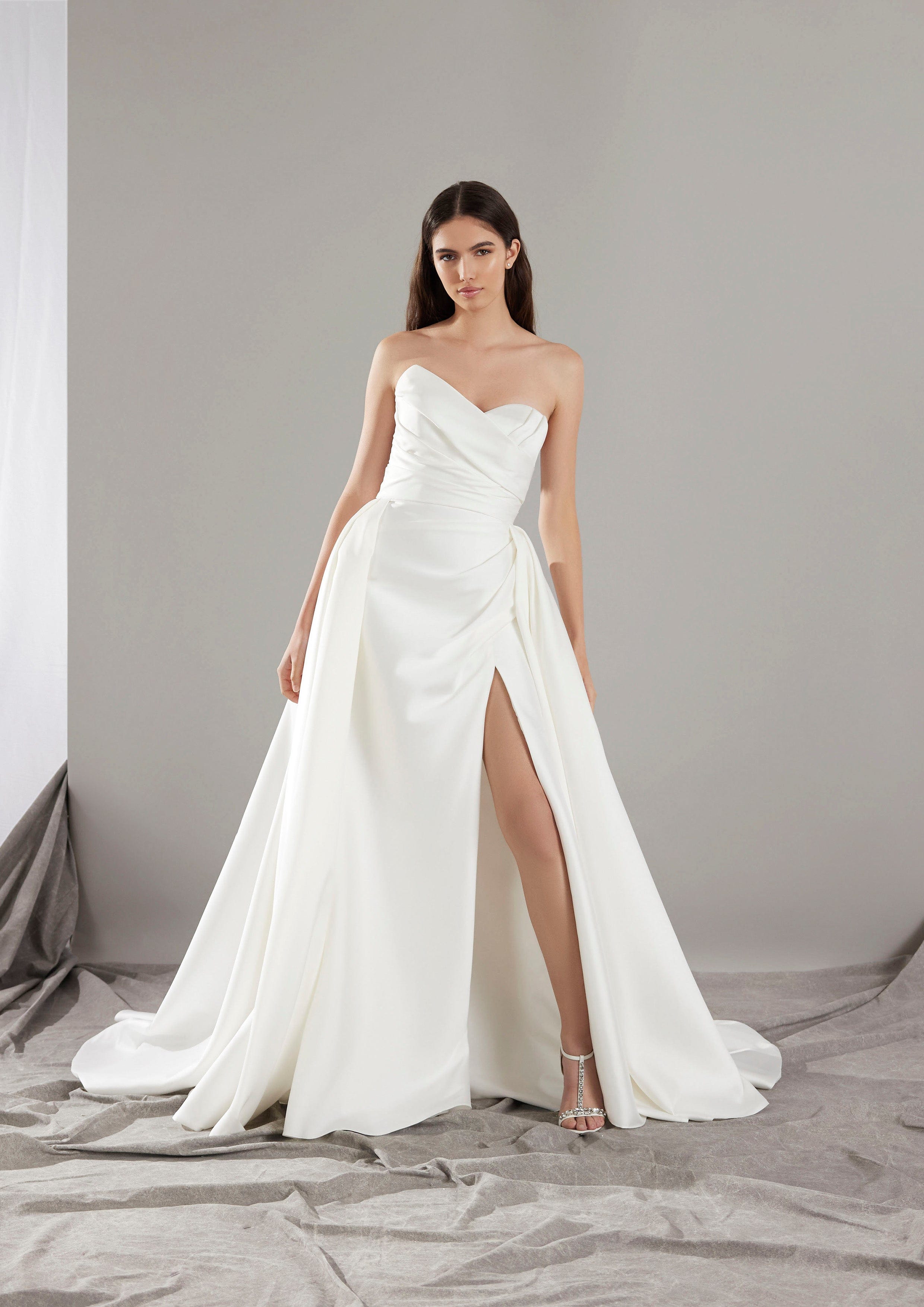 Pronovias Wedding Dress Pronovias: Onary