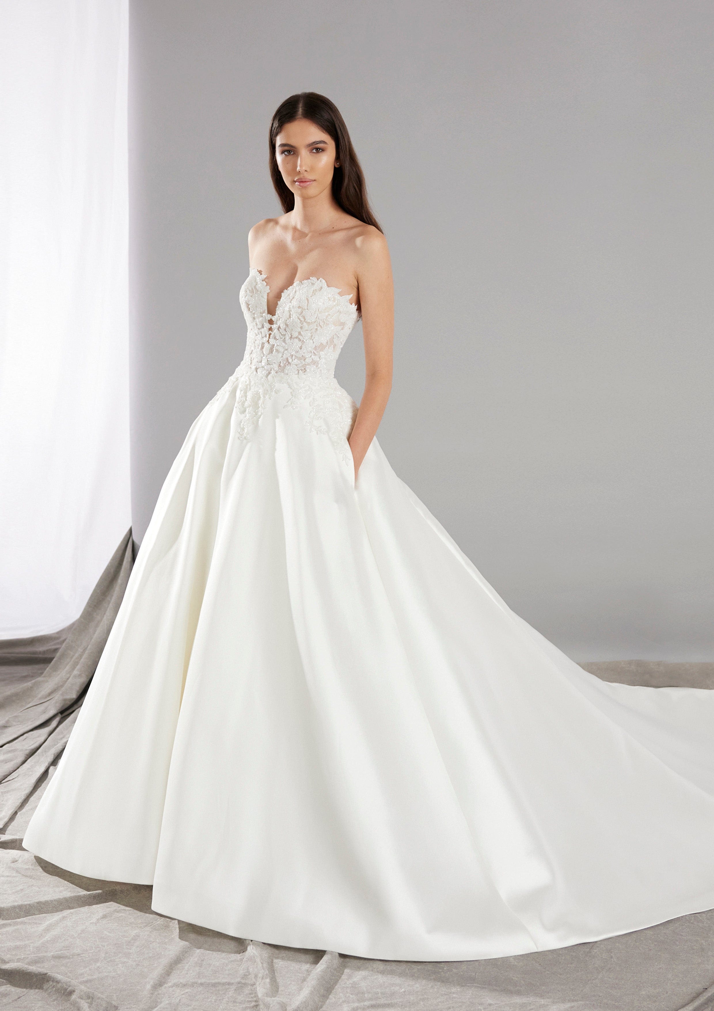 Pronovias Wedding Dress Pronovias: Once