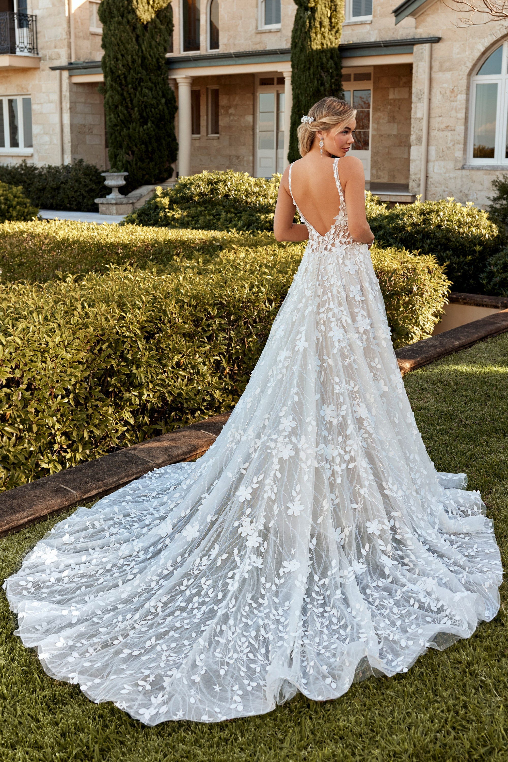 Sophia Tolli Wedding Dress Sophia Tolli: ST610 - Ophelia