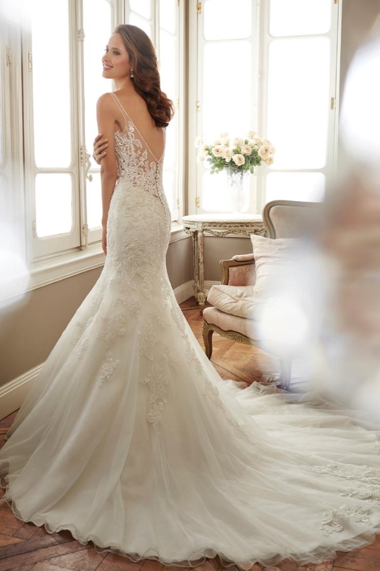 Sophia Tolli Wedding Dress 12 / Ivory Sophia Tolli: Y11707 - Margot (Clearance)