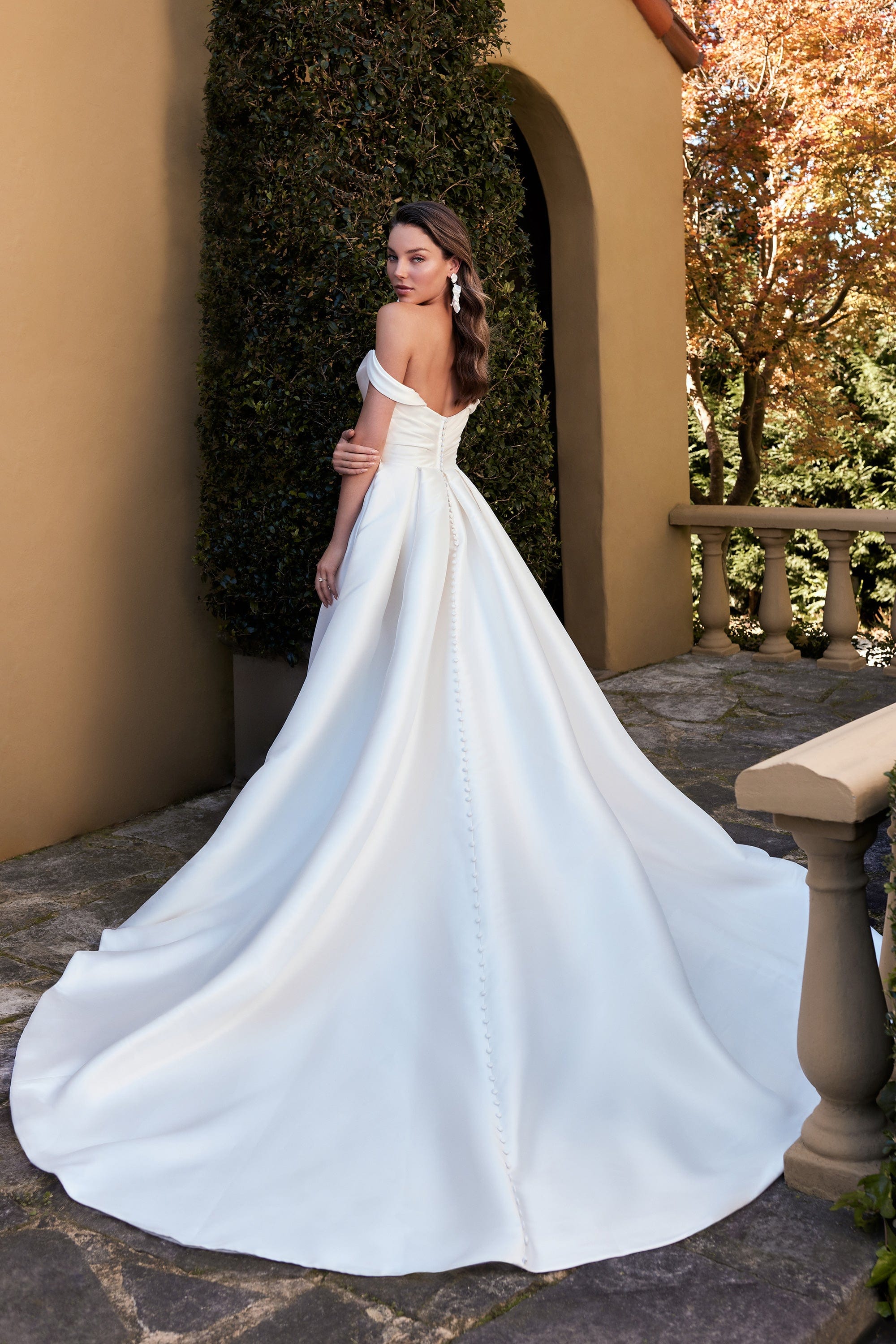 Sophia Tolli Wedding Dress Sophia Tolli: Y3108 - Ansel