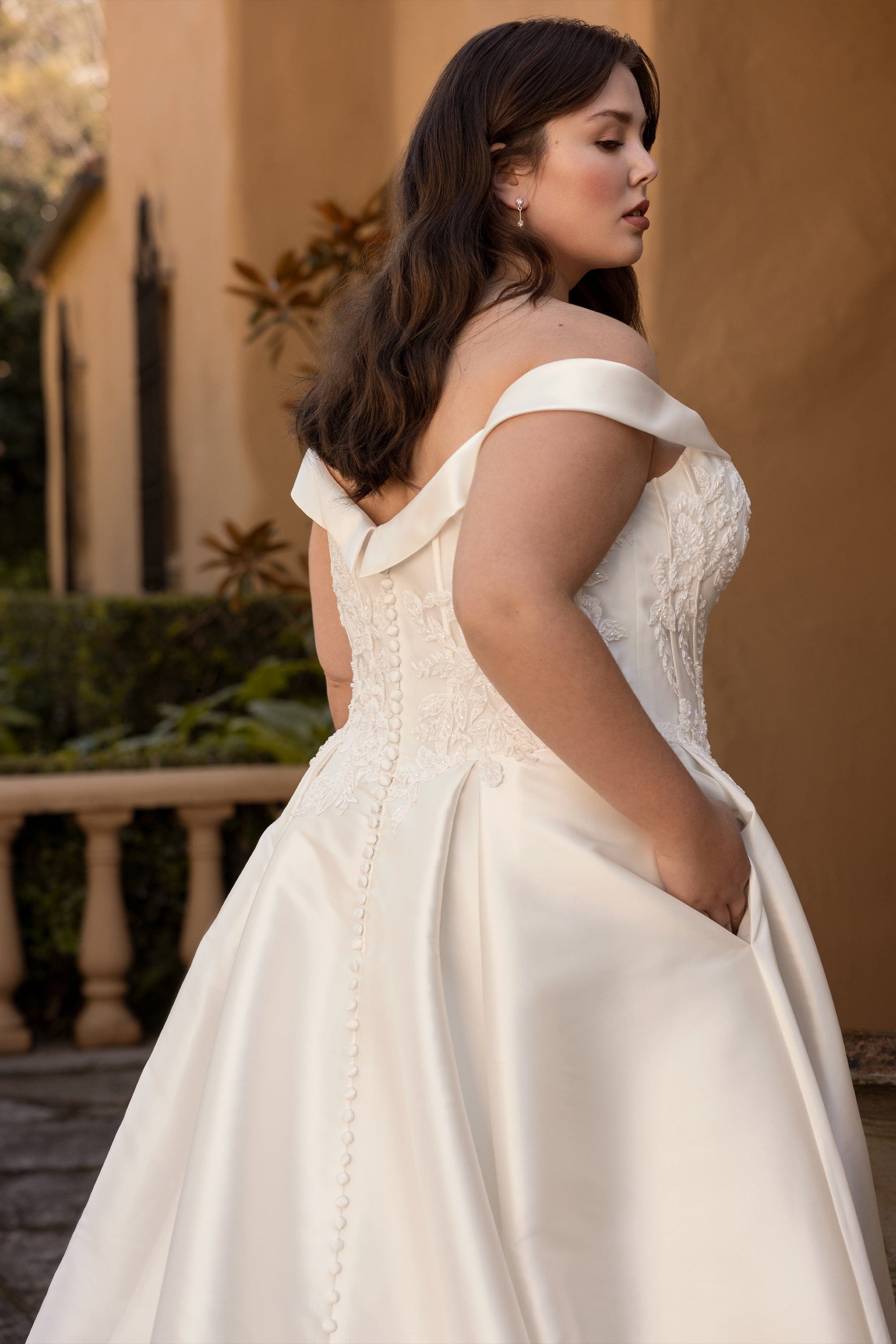 Sophia Tolli Wedding Dress Sophia Tolli: Y3143FI - Erika