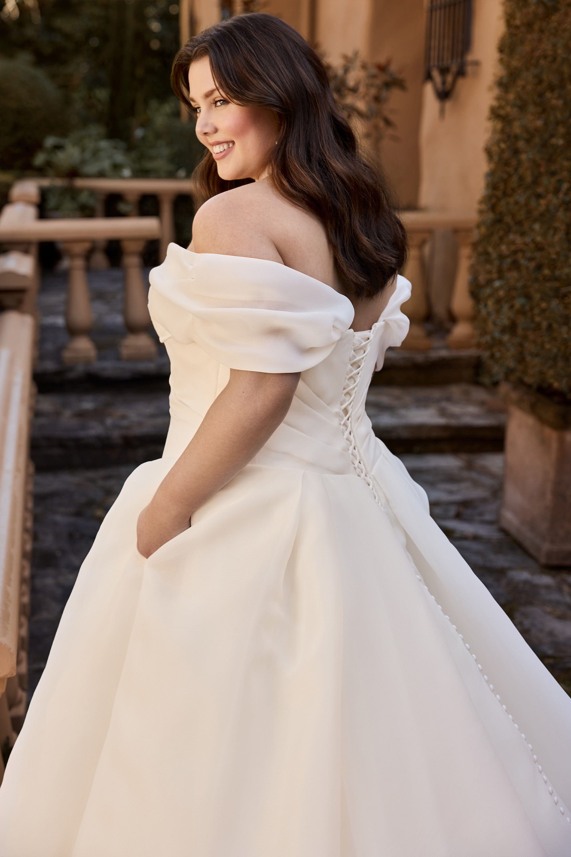 Sophia Tolli Wedding Dress Sophia Tolli: Y3145FI - Ariane